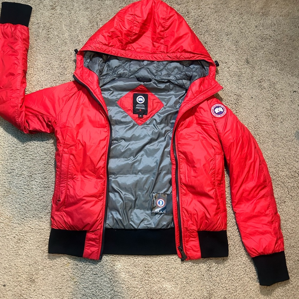 Canada Goose Dore Hoodie Down Authentic Red Bomber Jacket/Coat with Gray Lining